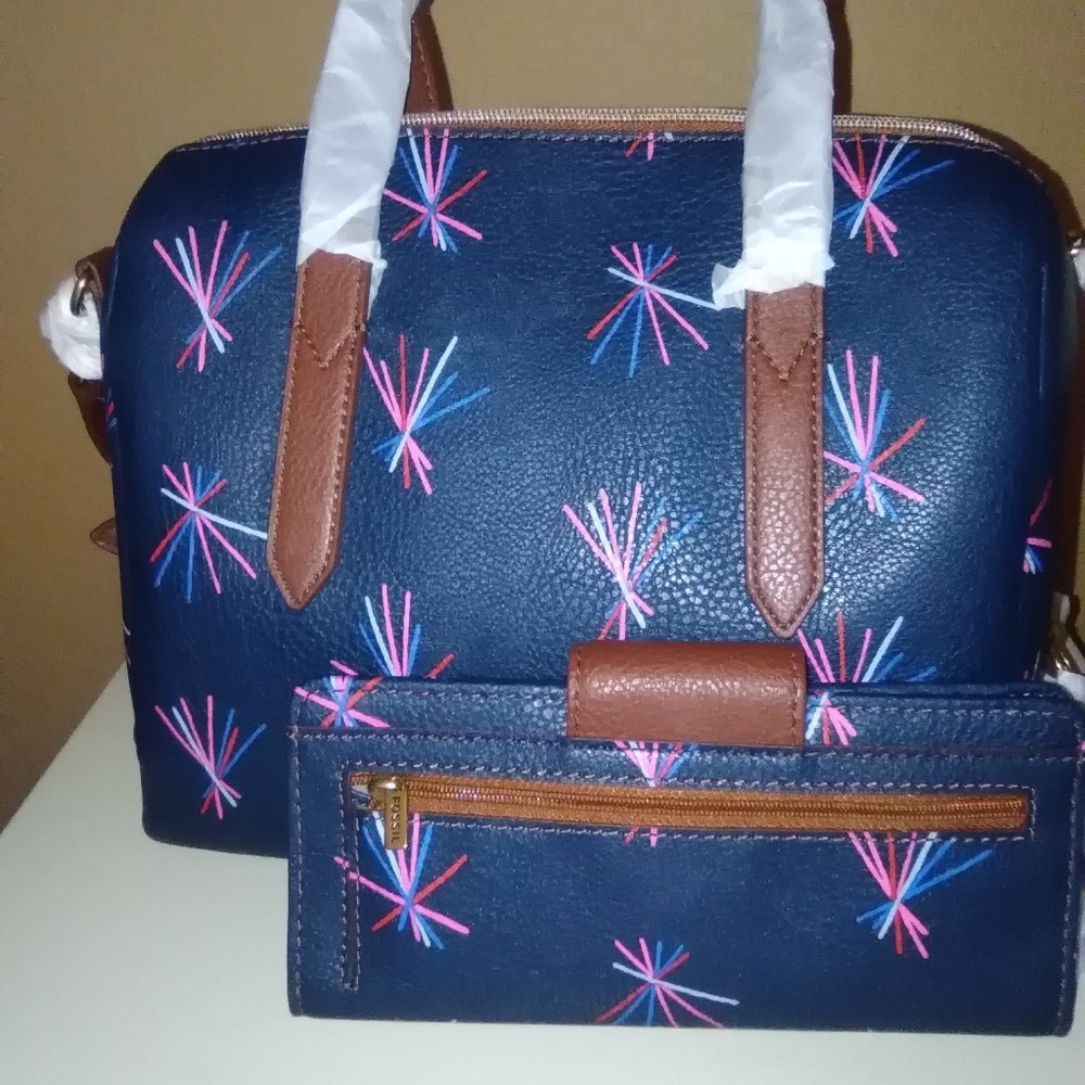 Fossil bag and matching wallet